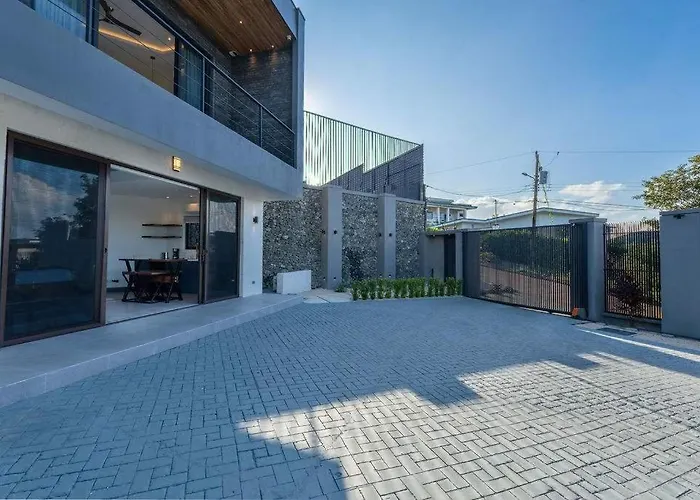 Mode Luxury 3-story House In * Tamarindo