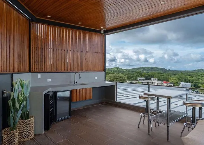 Сasa de vacaciones Mode Luxury 3-story House In *
