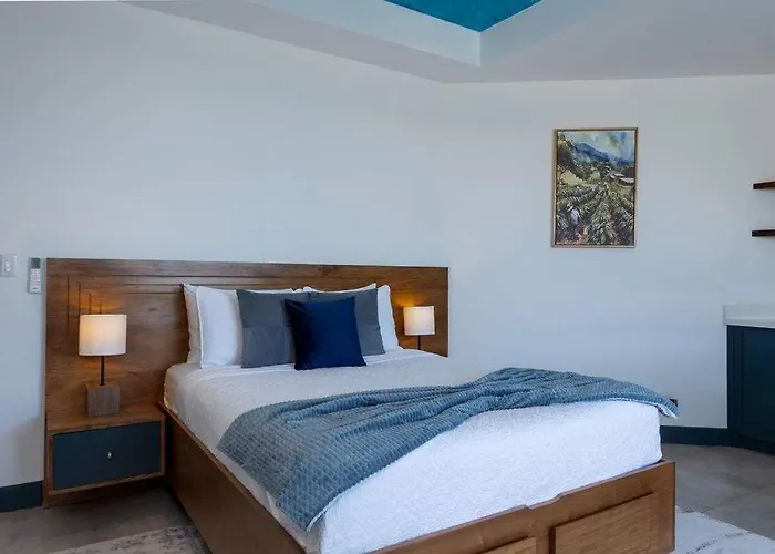 Mode Luxury 3-story House In Сasa de vacaciones Tamarindo